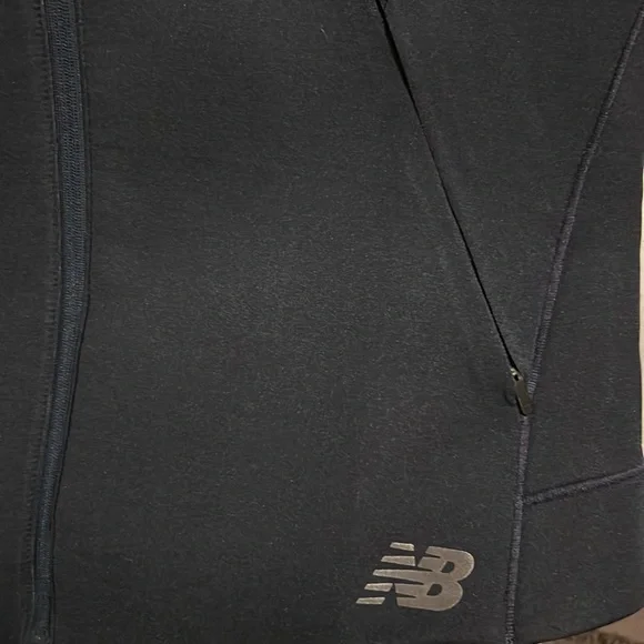 New Balance Running Jacket - Picture 4 of 4